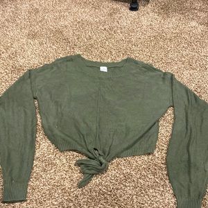 Hollister Cropped Sweater